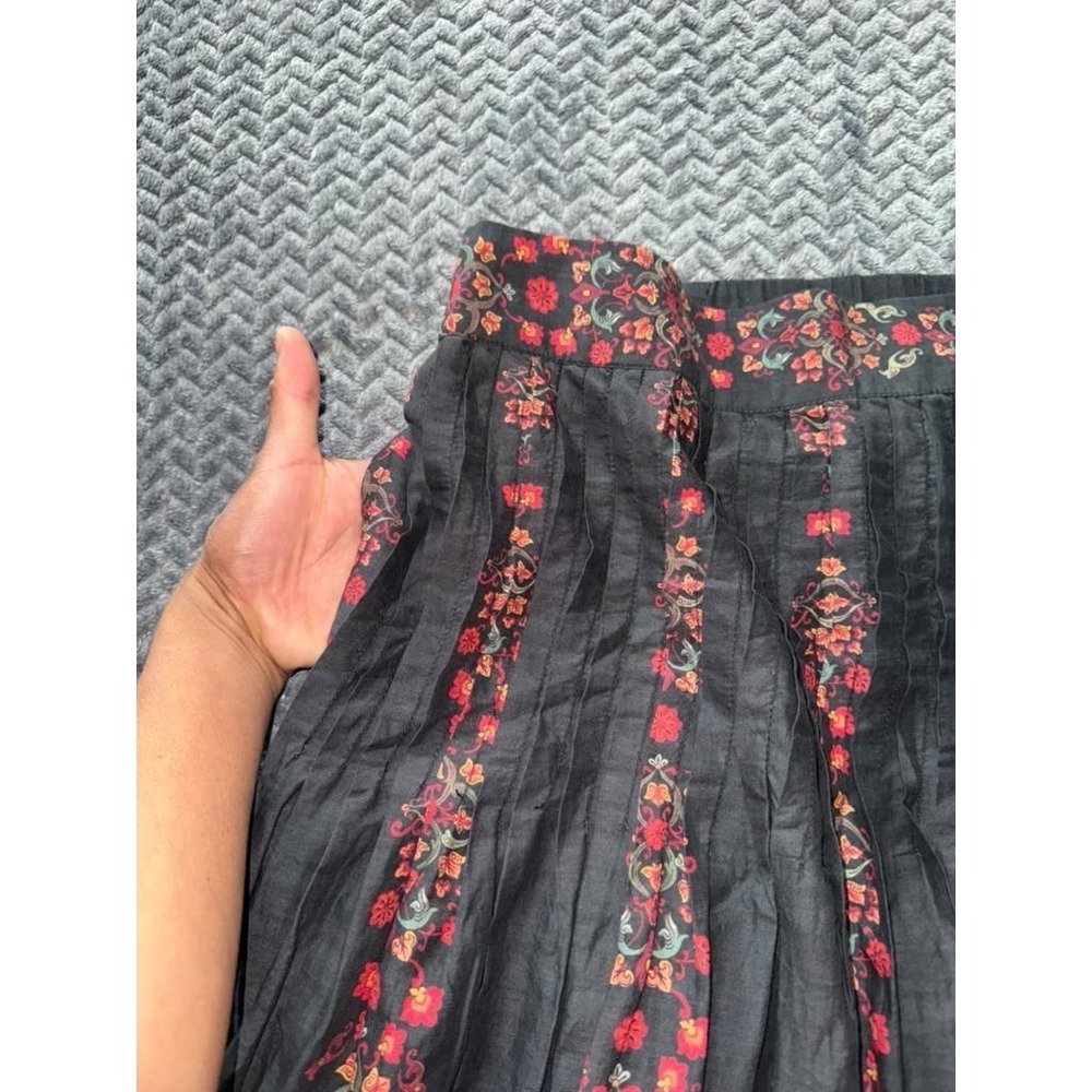 Sundance Women's Skirt Black Red Floral Block Print Pleated Midi Boho Size M - Picture 3 of 8